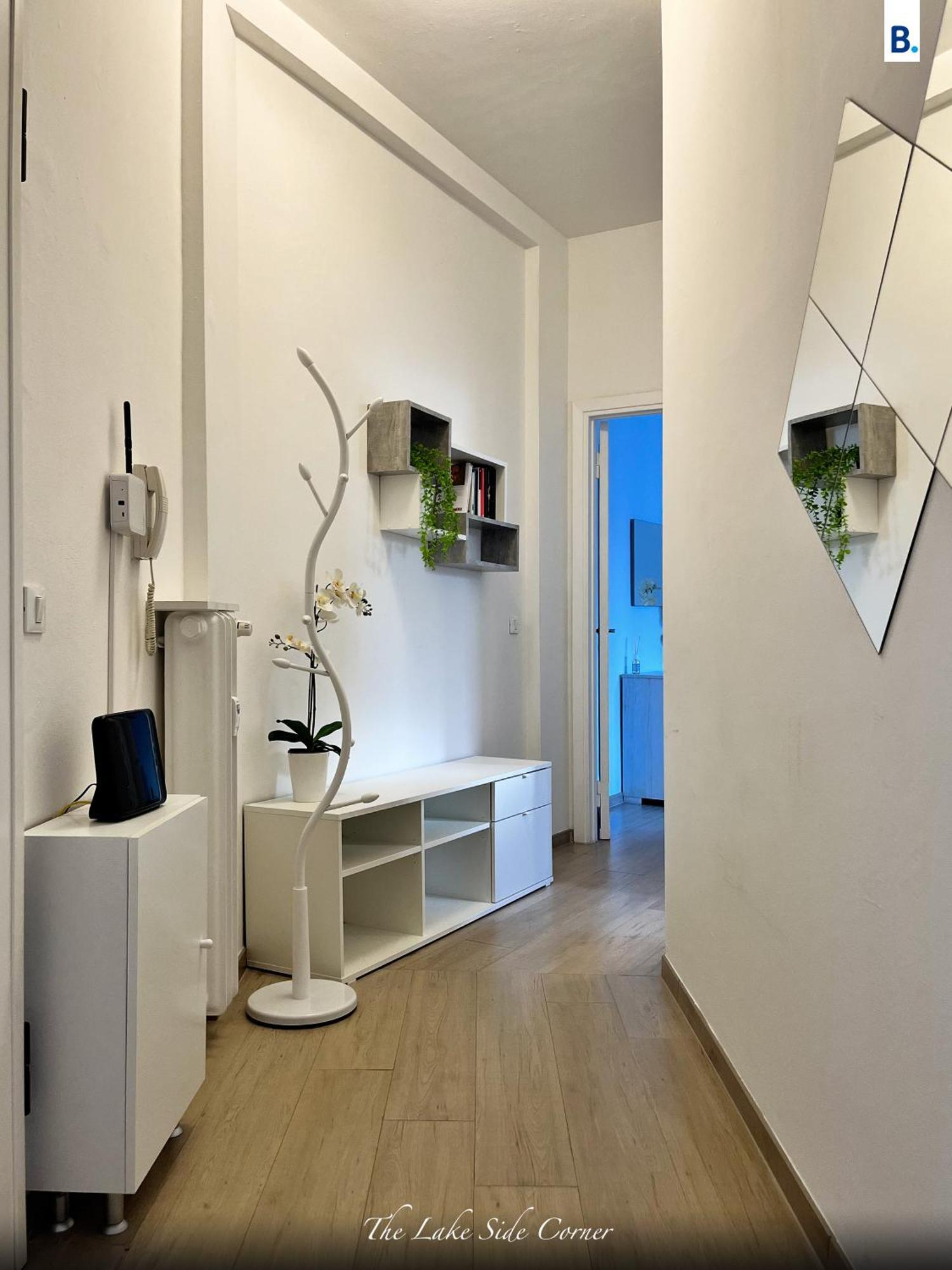 The Lake-Side Corner Apartment โกโม ภายนอก รูปภาพ